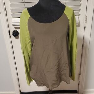 Dora Landa 100% Silk Two-Tone Green Women's Top